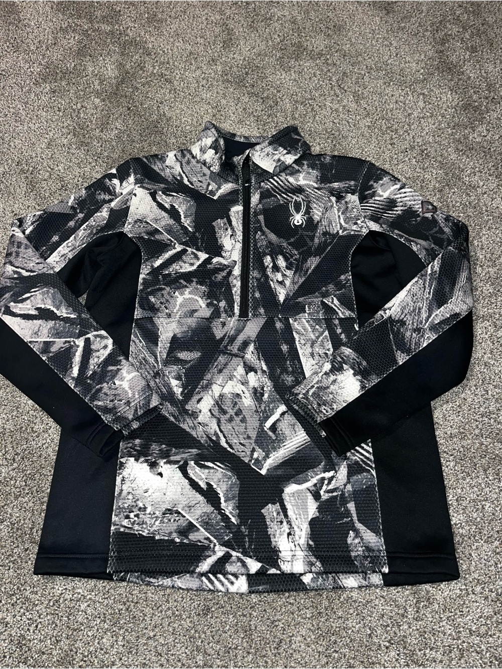 Spyder Boys Gray Black 1/2 Zip Pullover Waffle Knit Size L 14/16